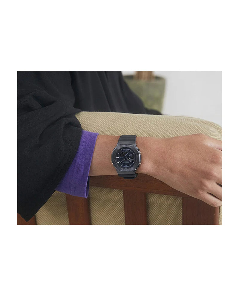 G-SHOCK DIGITALES GM-2100N-2ADR
