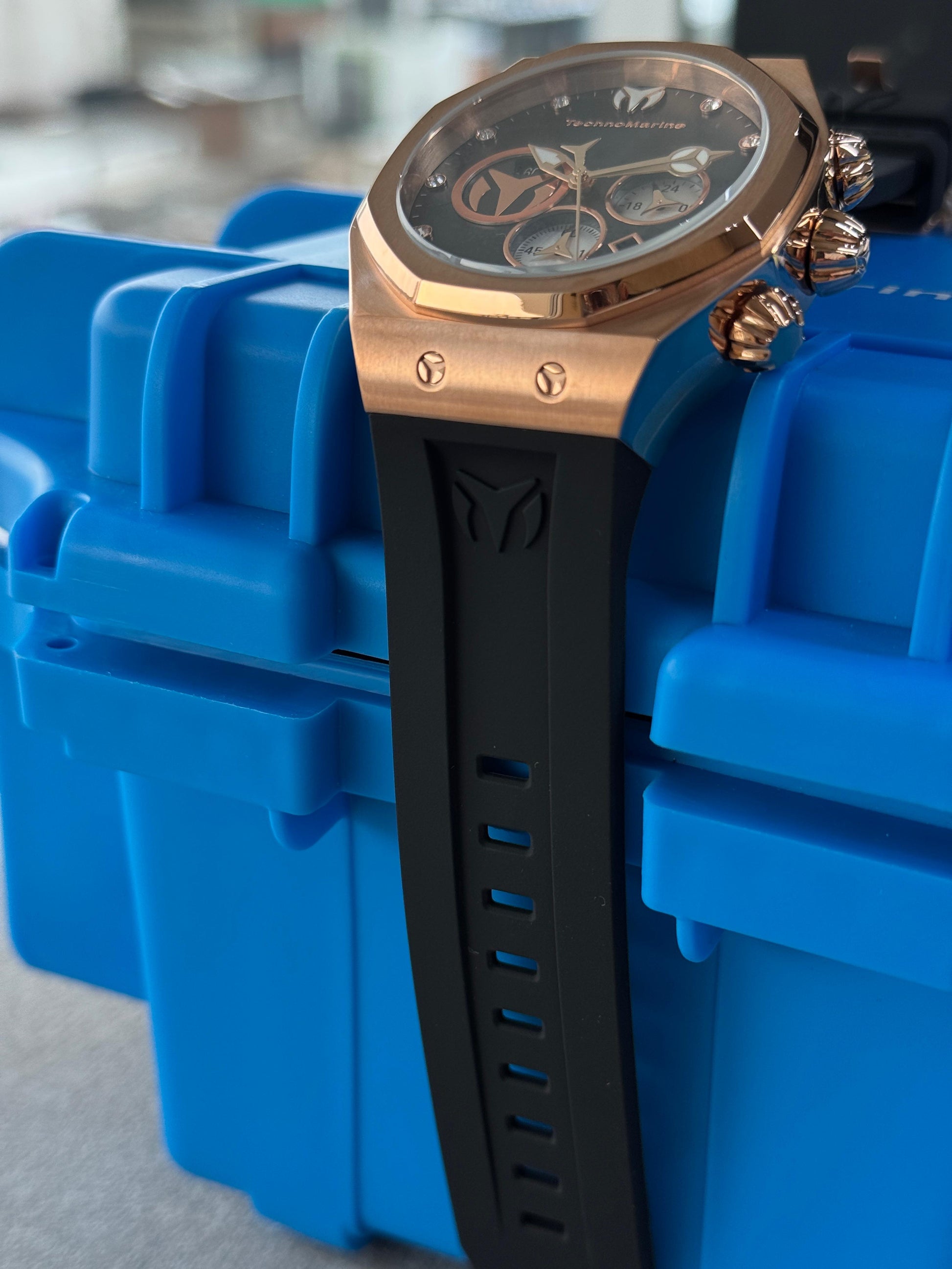 RELOJ DEPORTIVO PARA HOMBRE TECHNOMARINE REEF-NEGRO- TM-520004