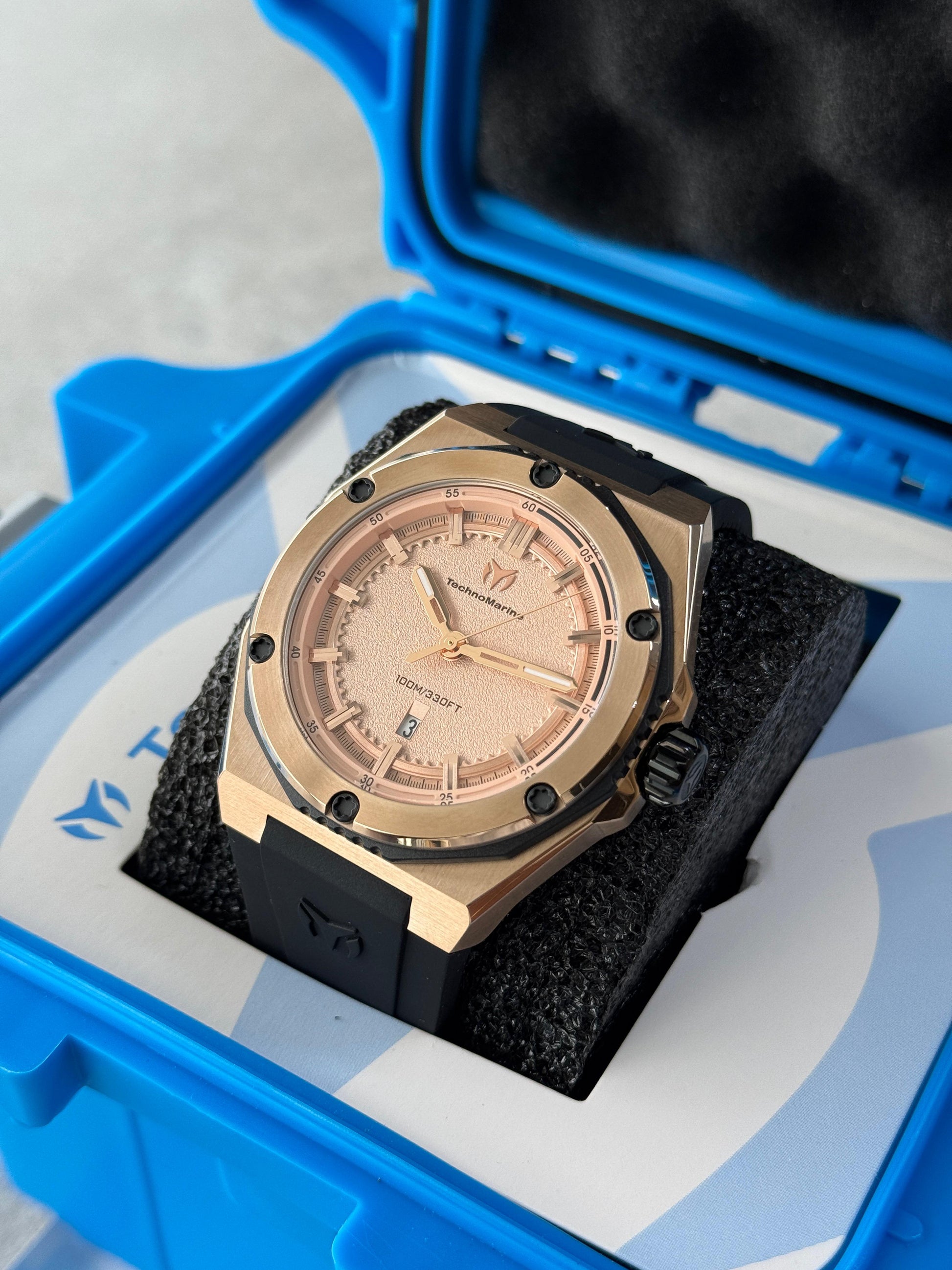 RELOJ TECHNOMARINE DEPORTIVO PARA DAMA CORAL LEGACY - NEGRO - ROSE GOLD - TM-416048