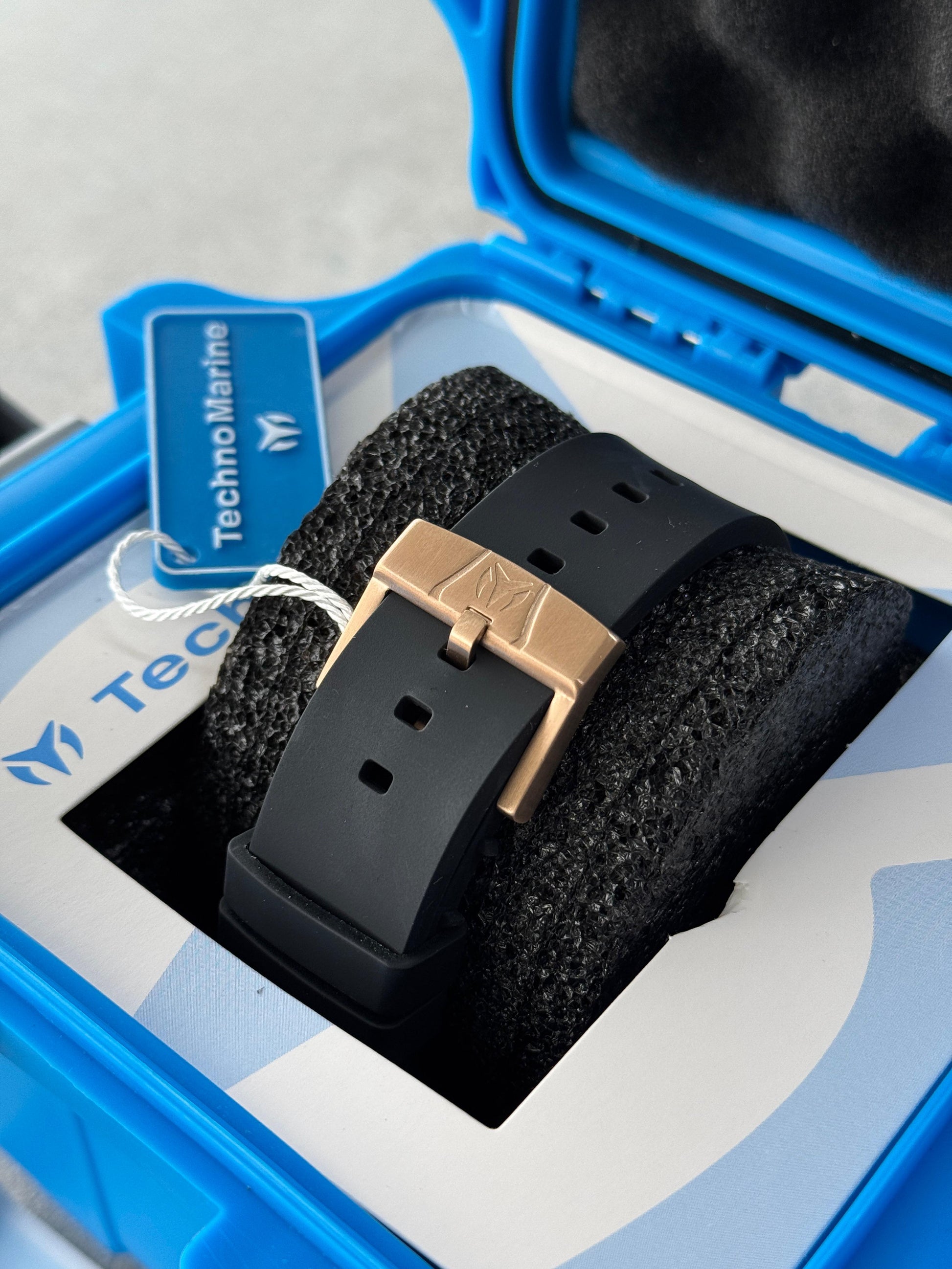 RELOJ TECHNOMARINE DEPORTIVO PARA DAMA CORAL LEGACY - NEGRO - ROSE GOLD - TM-416048