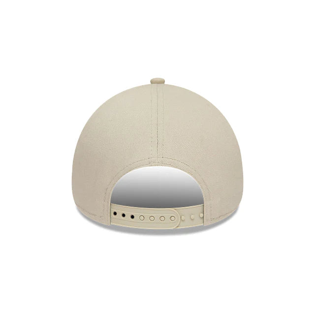 Gorra League Essentials Collection 9Forty AF Ajustable Beige New Era