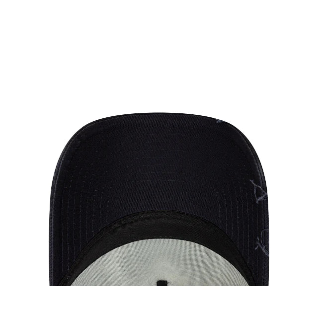 GORRA NEW ERA PATCH DISTRESS 9FORTY AF TRUCKER SNAPBACK NEGRA